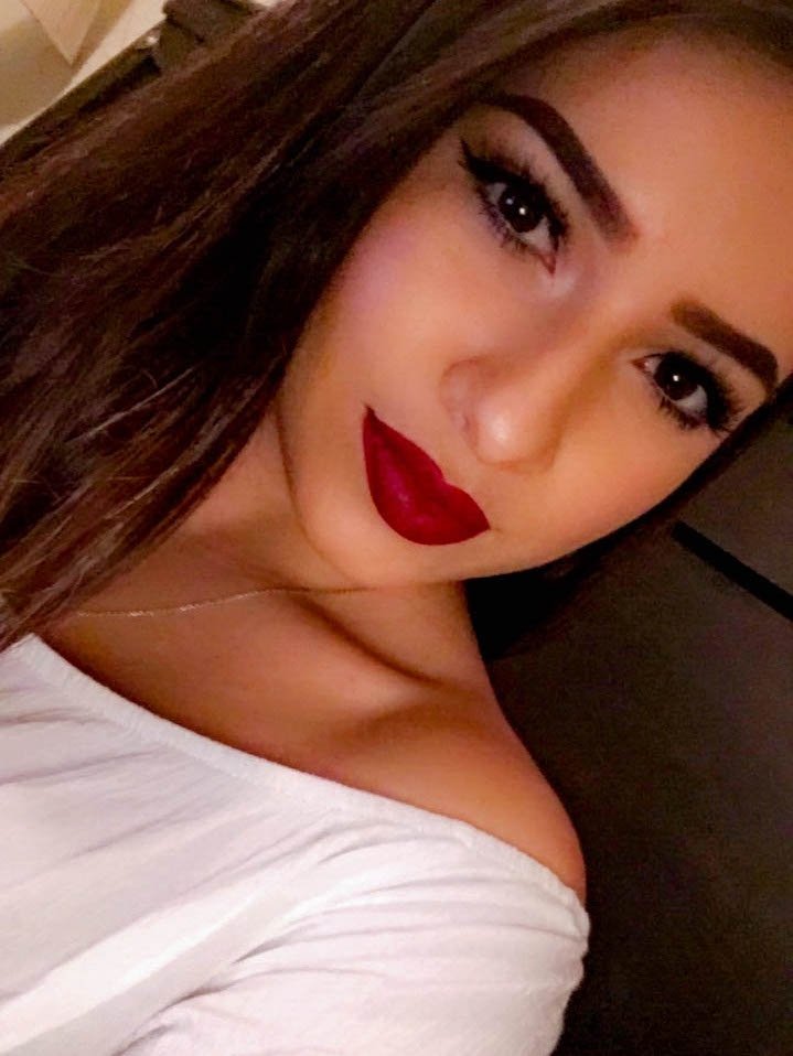 Verletzlichealicia aus Berlin,Deutschland